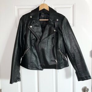 Forever 21 Size Small Black Leather Jacket